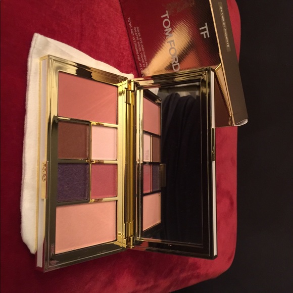 Tom Ford Soleil eye and cheek palatte in its white case. No box included - Picture 3 of 6